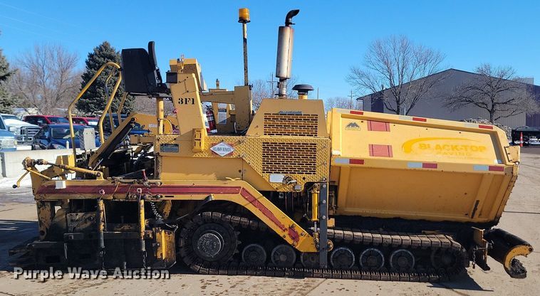 image for item LA9566 1993 Blaw-Knox  PF-410 paver