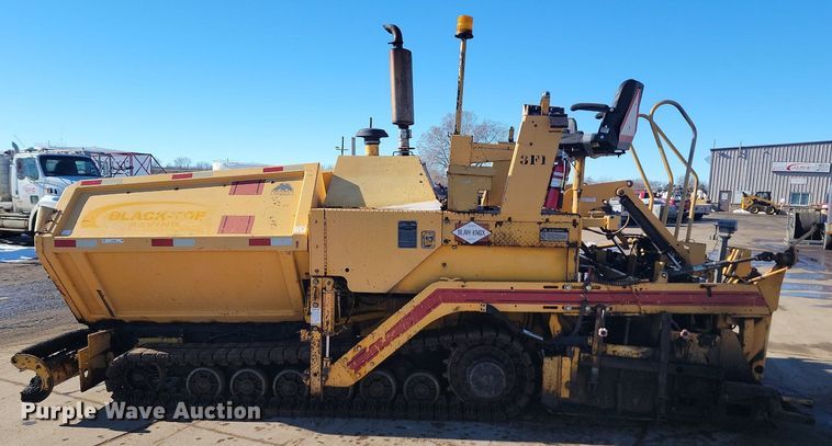 image for item LA9566 1993 Blaw-Knox  PF-410 paver