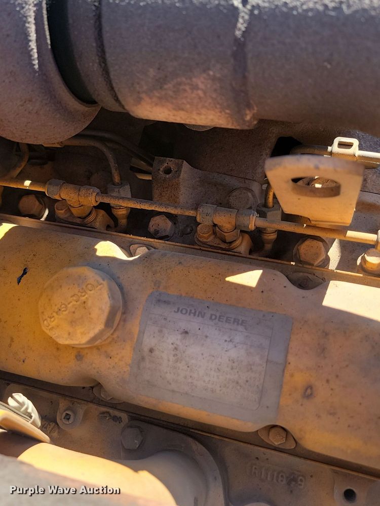 image for item LA9566 1993 Blaw-Knox  PF-410 paver