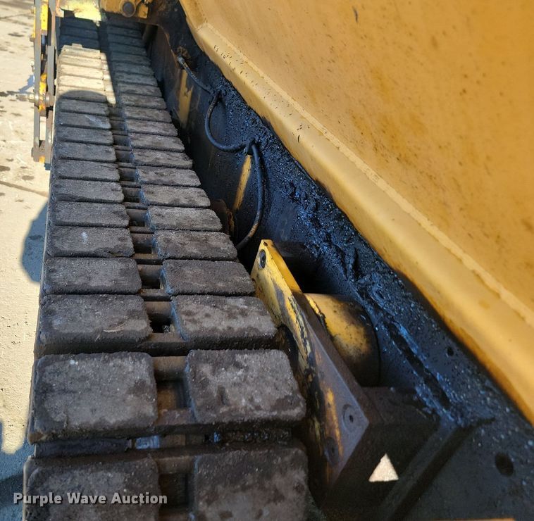 image for item LA9566 1993 Blaw-Knox  PF-410 paver