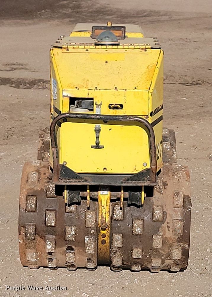 image for item LA9568 Wacker  RT trench compactor