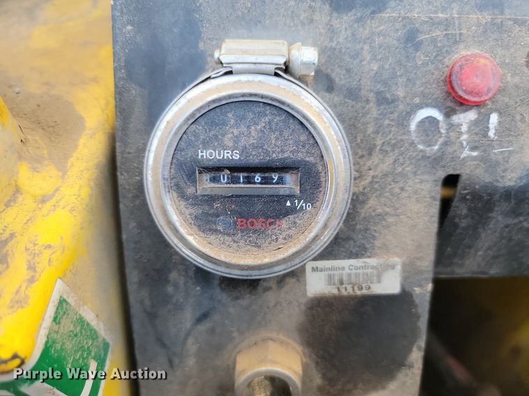 image for item LA9568 Wacker  RT trench compactor