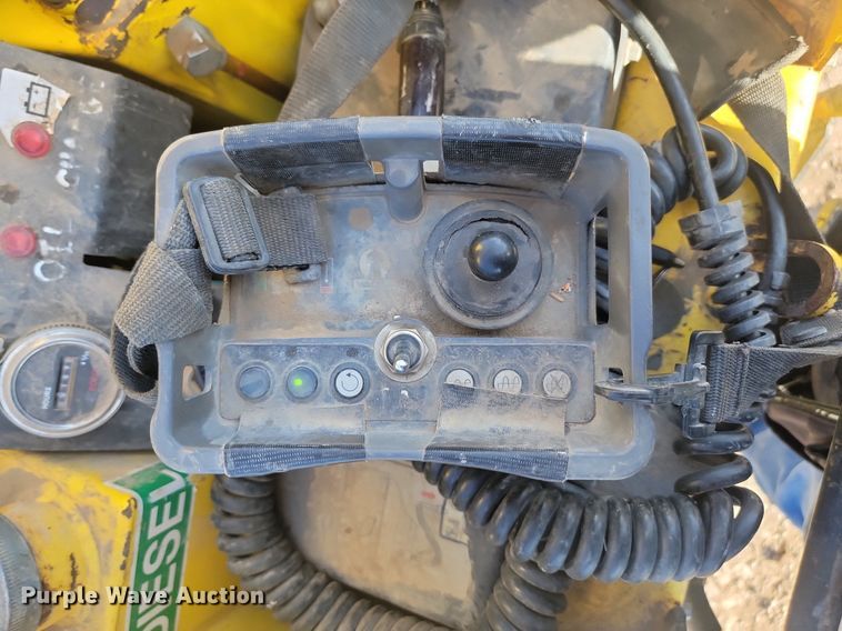 image for item LA9568 Wacker  RT trench compactor