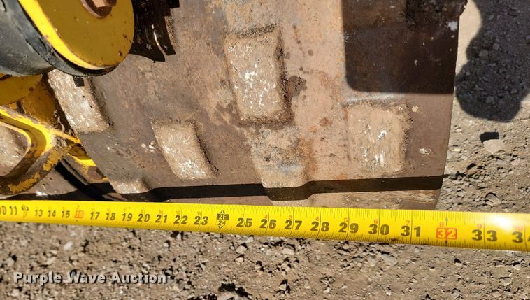 image for item LA9568 Wacker  RT trench compactor