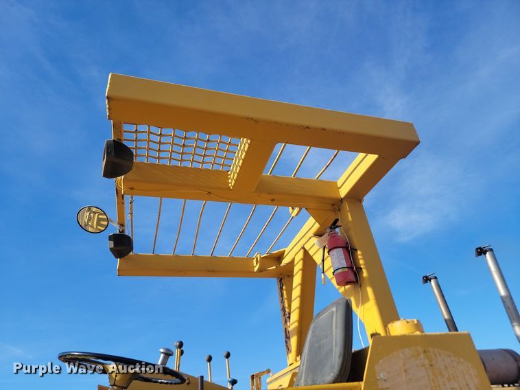 image for item LA9570 1971 Pettibone A-3520-1  telehandler