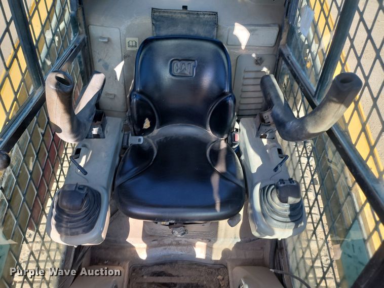 image for item LA9572 2012 Caterpillar  279C2 tracked skid steer loader