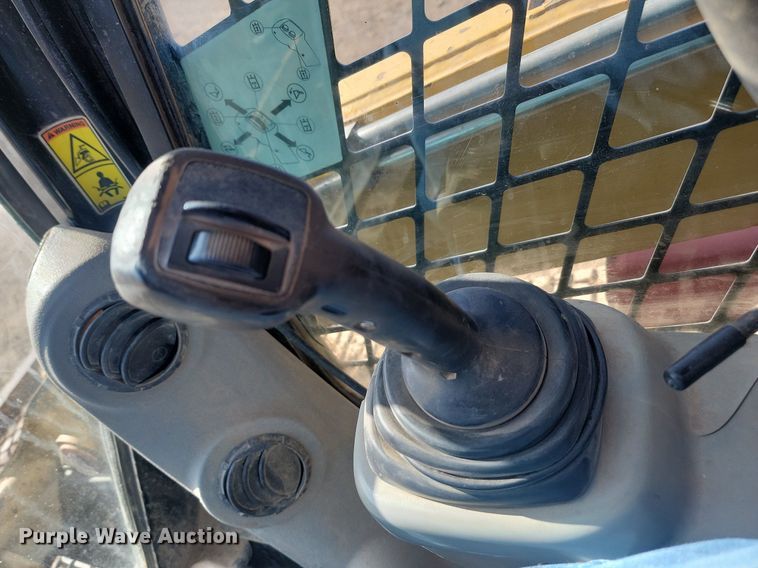 image for item LA9572 2012 Caterpillar  279C2 tracked skid steer loader