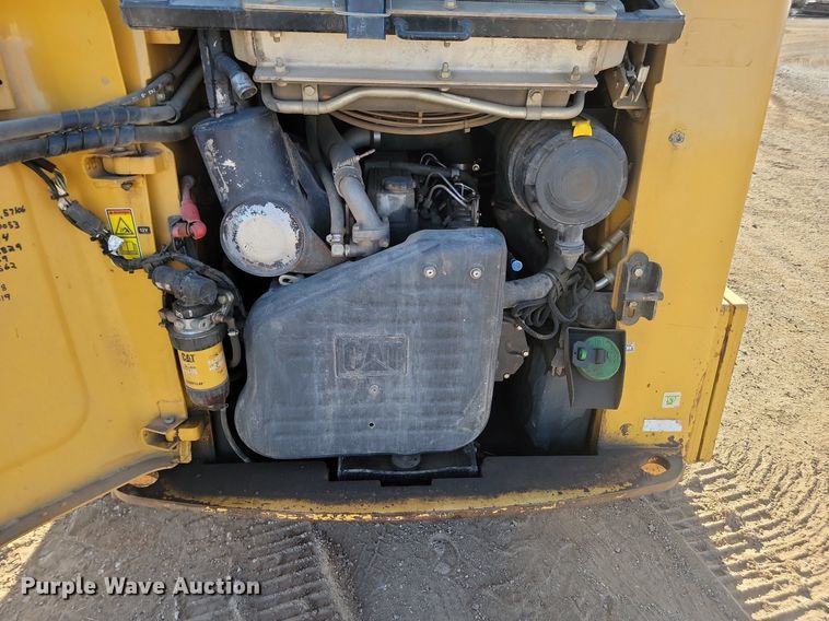 image for item LA9572 2012 Caterpillar  279C2 tracked skid steer loader