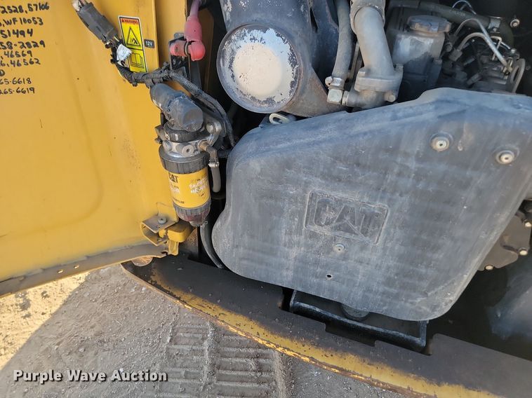 image for item LA9572 2012 Caterpillar  279C2 tracked skid steer loader