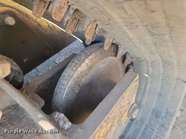 image for item LA9572 2012 Caterpillar  279C2 tracked skid steer loader