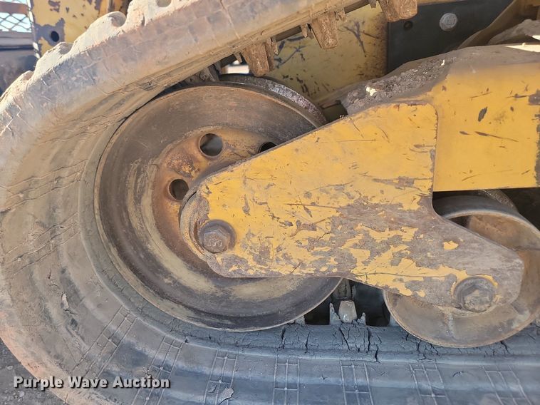 image for item LA9572 2012 Caterpillar  279C2 tracked skid steer loader