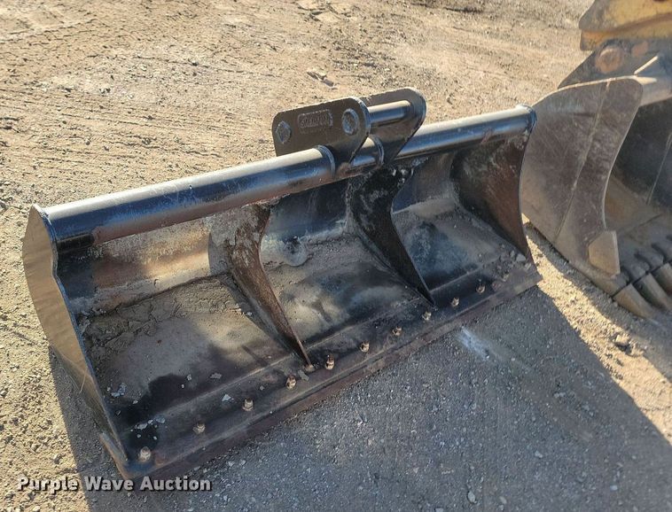 image for item LA9573 2017 Caterpillar  308E2 CR excavator