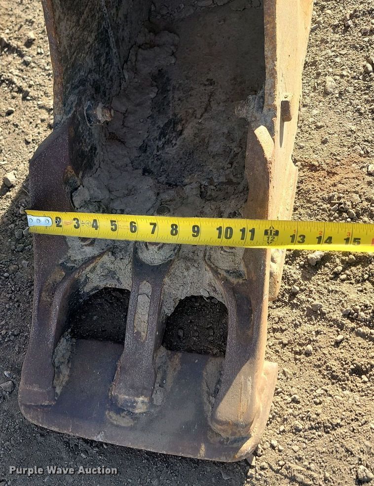 image for item LA9573 2017 Caterpillar  308E2 CR excavator