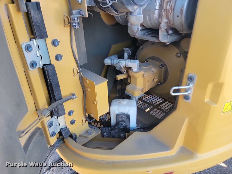 image for item LA9573 2017 Caterpillar  308E2 CR excavator