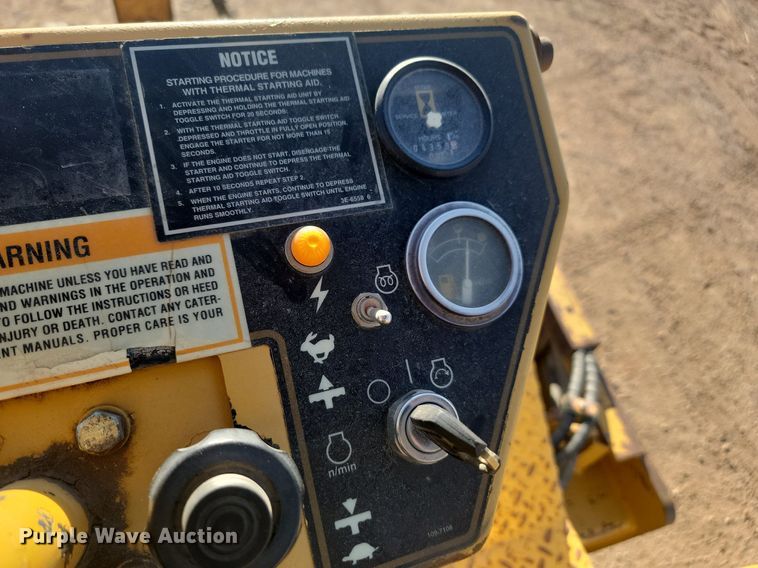 image for item LA9574 1998 Caterpillar  CP-433C single drum vibratory roller