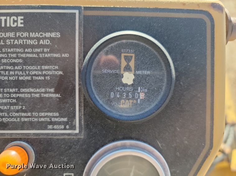 image for item LA9574 1998 Caterpillar  CP-433C single drum vibratory roller