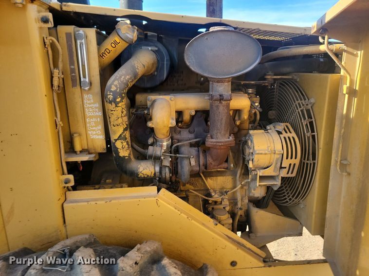 image for item LA9574 1998 Caterpillar  CP-433C single drum vibratory roller