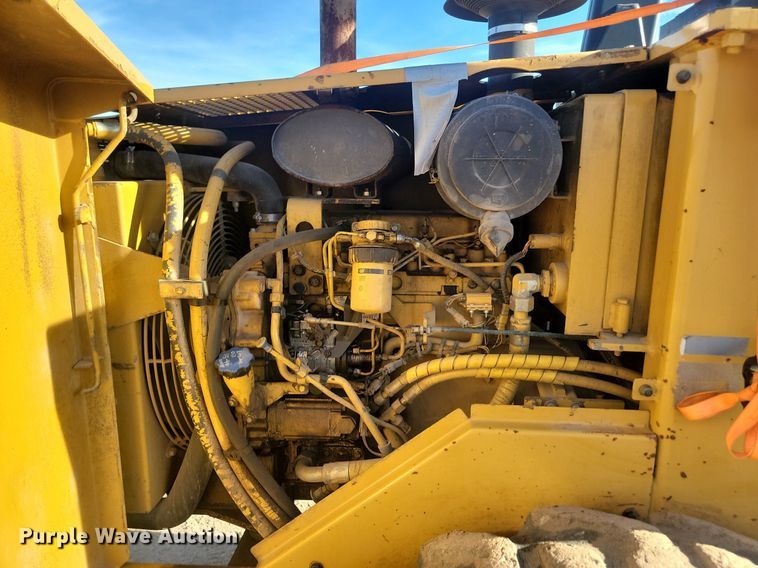 image for item LA9574 1998 Caterpillar  CP-433C single drum vibratory roller