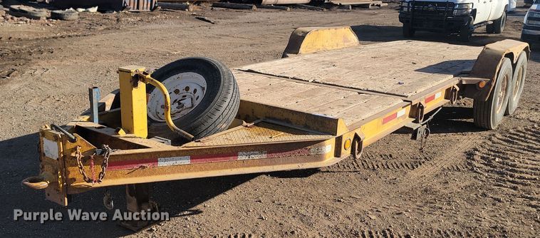 image for item LA9580 2006 Trail King TKT12U tilt deck equipment trailer