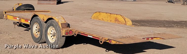 image for item LA9580 2006 Trail King TKT12U tilt deck equipment trailer