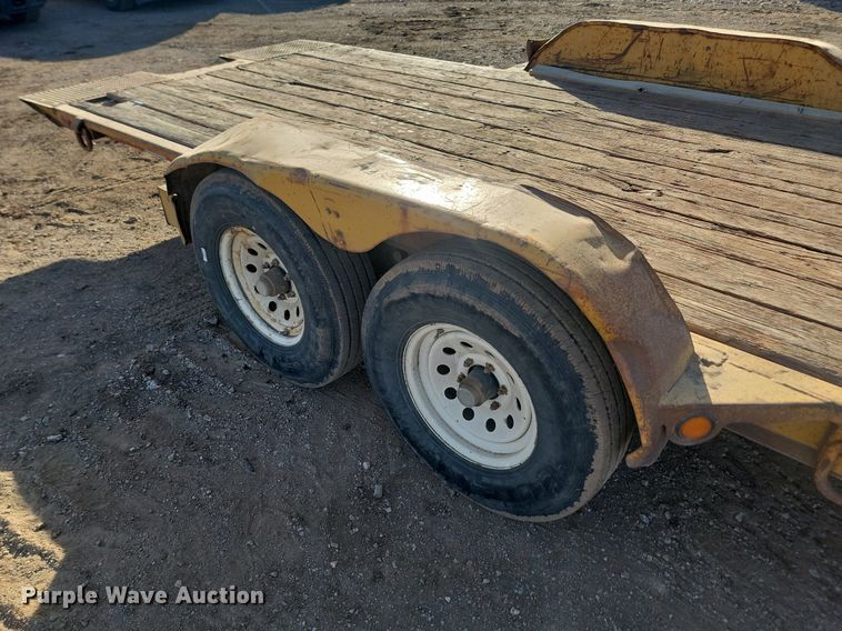 image for item LA9580 2006 Trail King TKT12U tilt deck equipment trailer