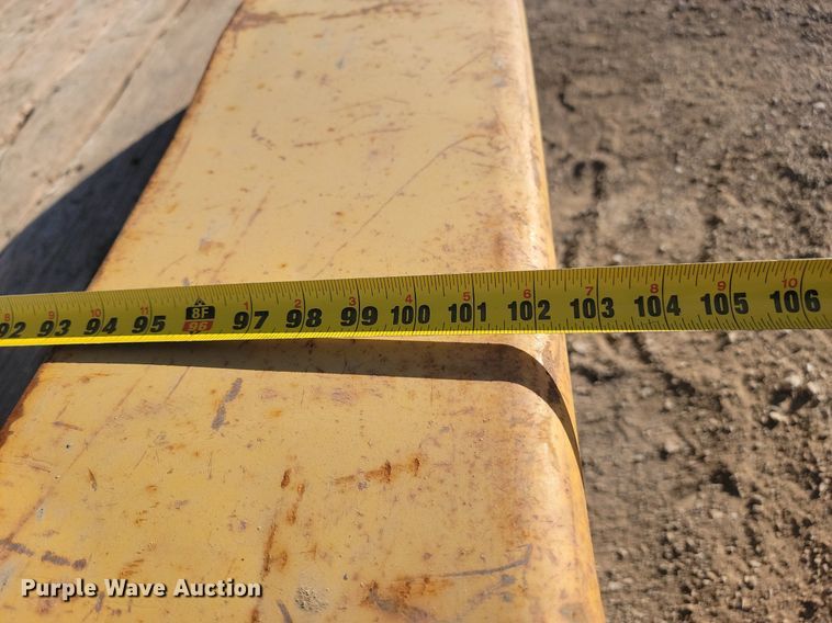 image for item LA9580 2006 Trail King TKT12U tilt deck equipment trailer