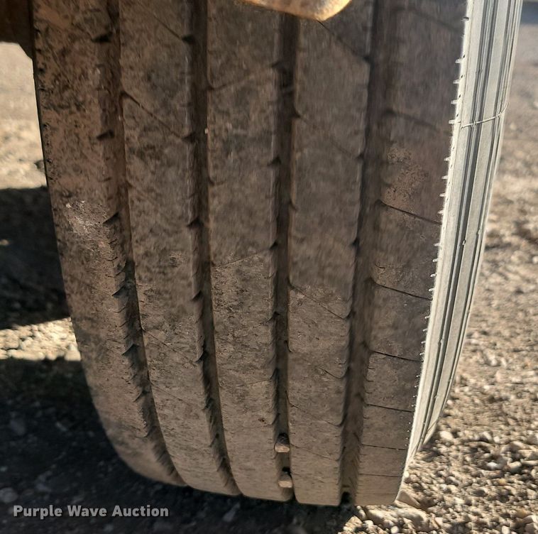 image for item LA9580 2006 Trail King TKT12U tilt deck equipment trailer