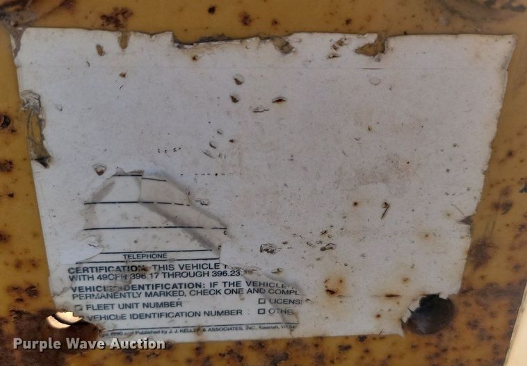 image for item LA9580 2006 Trail King TKT12U tilt deck equipment trailer