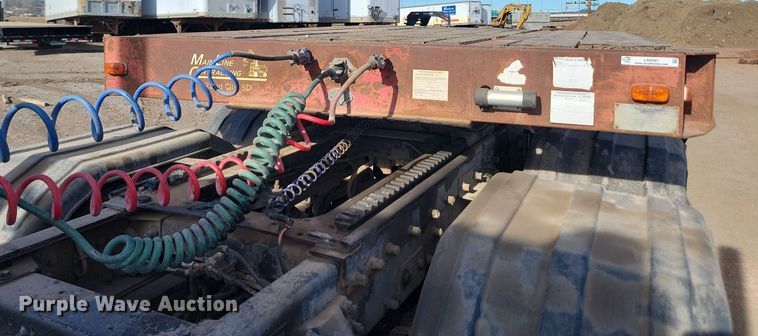 image for item LA9581 1972 Fruehauf PB-J2-51-DF19 drop deck equipment trailer