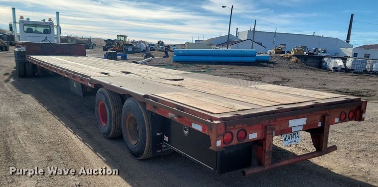 image for item LA9581 1972 Fruehauf PB-J2-51-DF19 drop deck equipment trailer