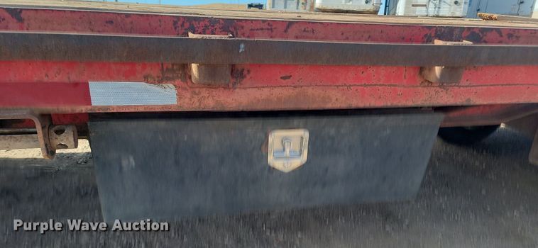 image for item LA9581 1972 Fruehauf PB-J2-51-DF19 drop deck equipment trailer