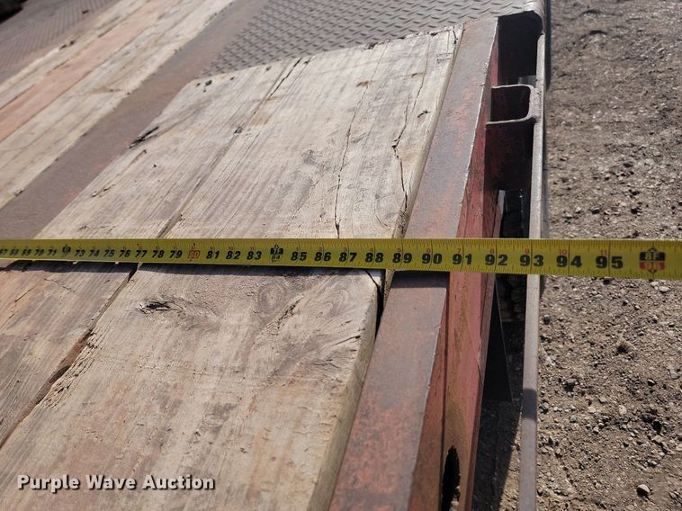 image for item LA9581 1972 Fruehauf PB-J2-51-DF19 drop deck equipment trailer