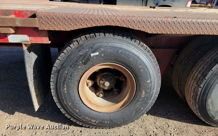 image for item LA9581 1972 Fruehauf PB-J2-51-DF19 drop deck equipment trailer