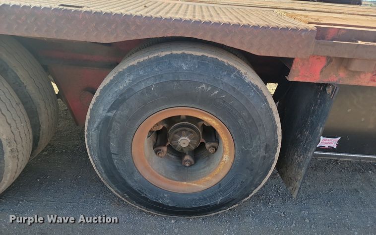 image for item LA9581 1972 Fruehauf PB-J2-51-DF19 drop deck equipment trailer