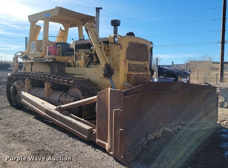 image for item LA9582 Caterpillar D8H dozer
