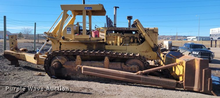 image for item LA9582 Caterpillar D8H dozer
