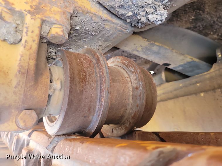 image for item LA9582 Caterpillar D8H dozer