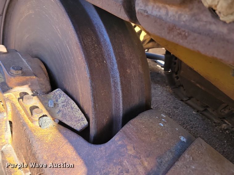 image for item LA9582 Caterpillar D8H dozer