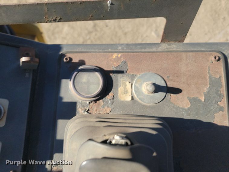 image for item LA9585 2006 Bomag BW213 DH-3 single drum vibratory roller