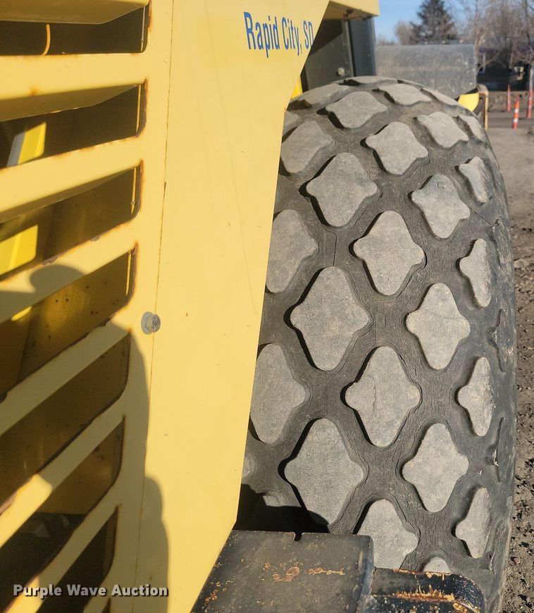 image for item LA9585 2006 Bomag BW213 DH-3 single drum vibratory roller