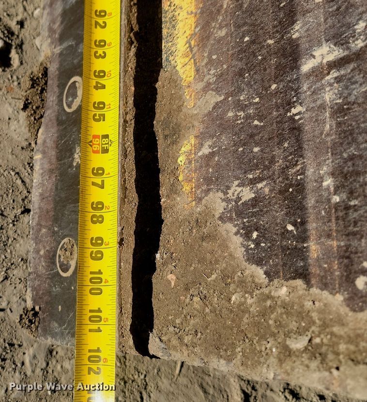 image for item LA9586 Hypac C857A single drum vibratory roller