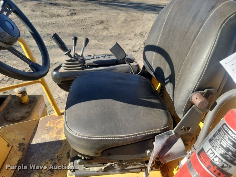 image for item LA9586 Hypac C857A single drum vibratory roller