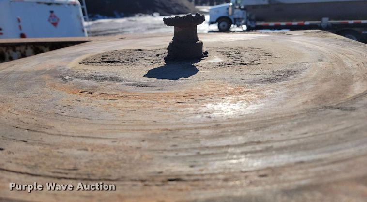 image for item LA9589 1994 Load King 503605DD lowboy equipment trailer