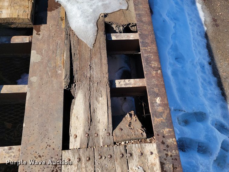 image for item LA9589 1994 Load King 503605DD lowboy equipment trailer