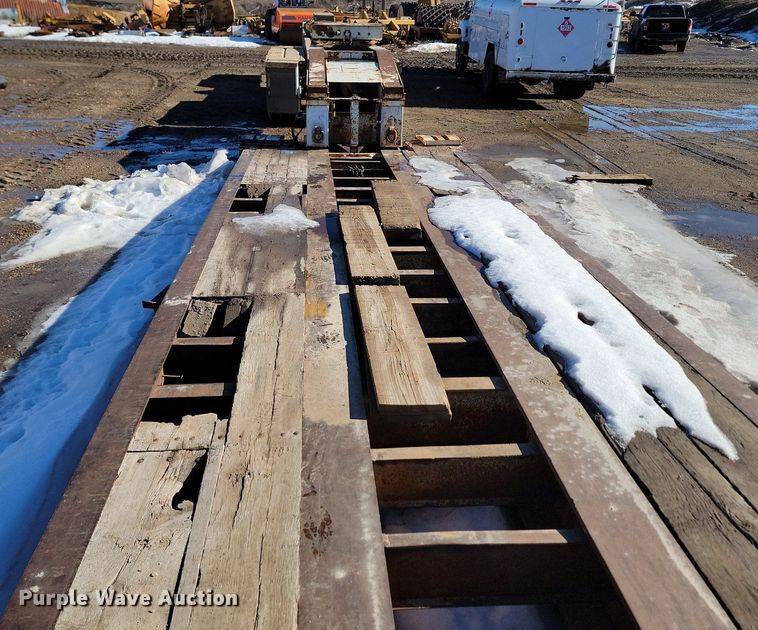 image for item LA9589 1994 Load King 503605DD lowboy equipment trailer