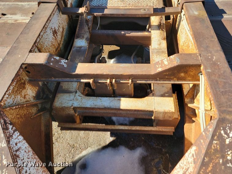 image for item LA9589 1994 Load King 503605DD lowboy equipment trailer