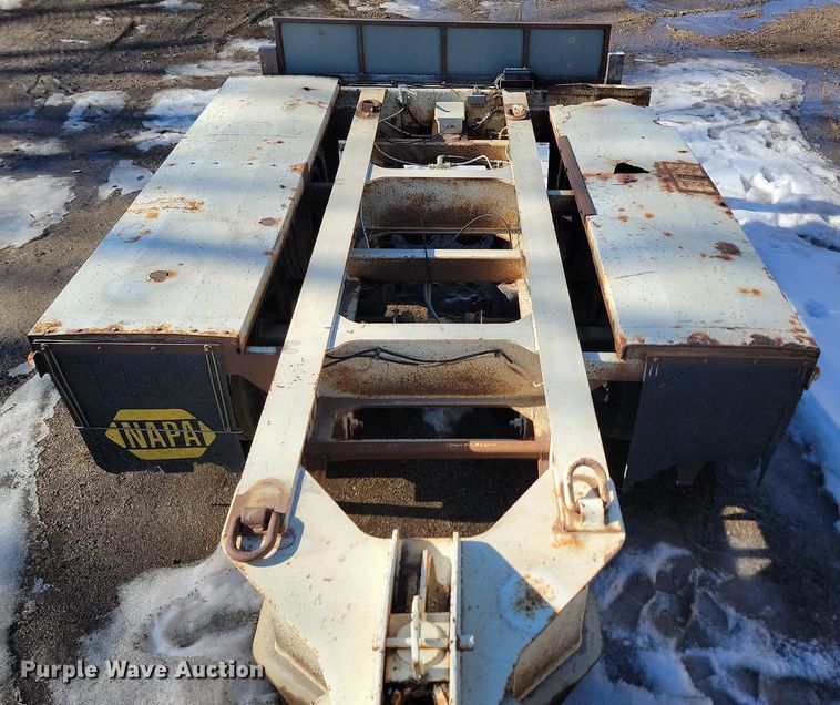 image for item LA9589 1994 Load King 503605DD lowboy equipment trailer
