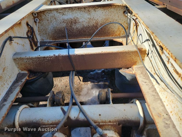 image for item LA9589 1994 Load King 503605DD lowboy equipment trailer