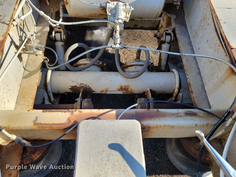 image for item LA9589 1994 Load King 503605DD lowboy equipment trailer