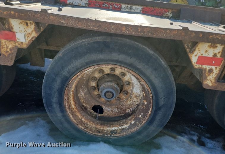 image for item LA9589 1994 Load King 503605DD lowboy equipment trailer